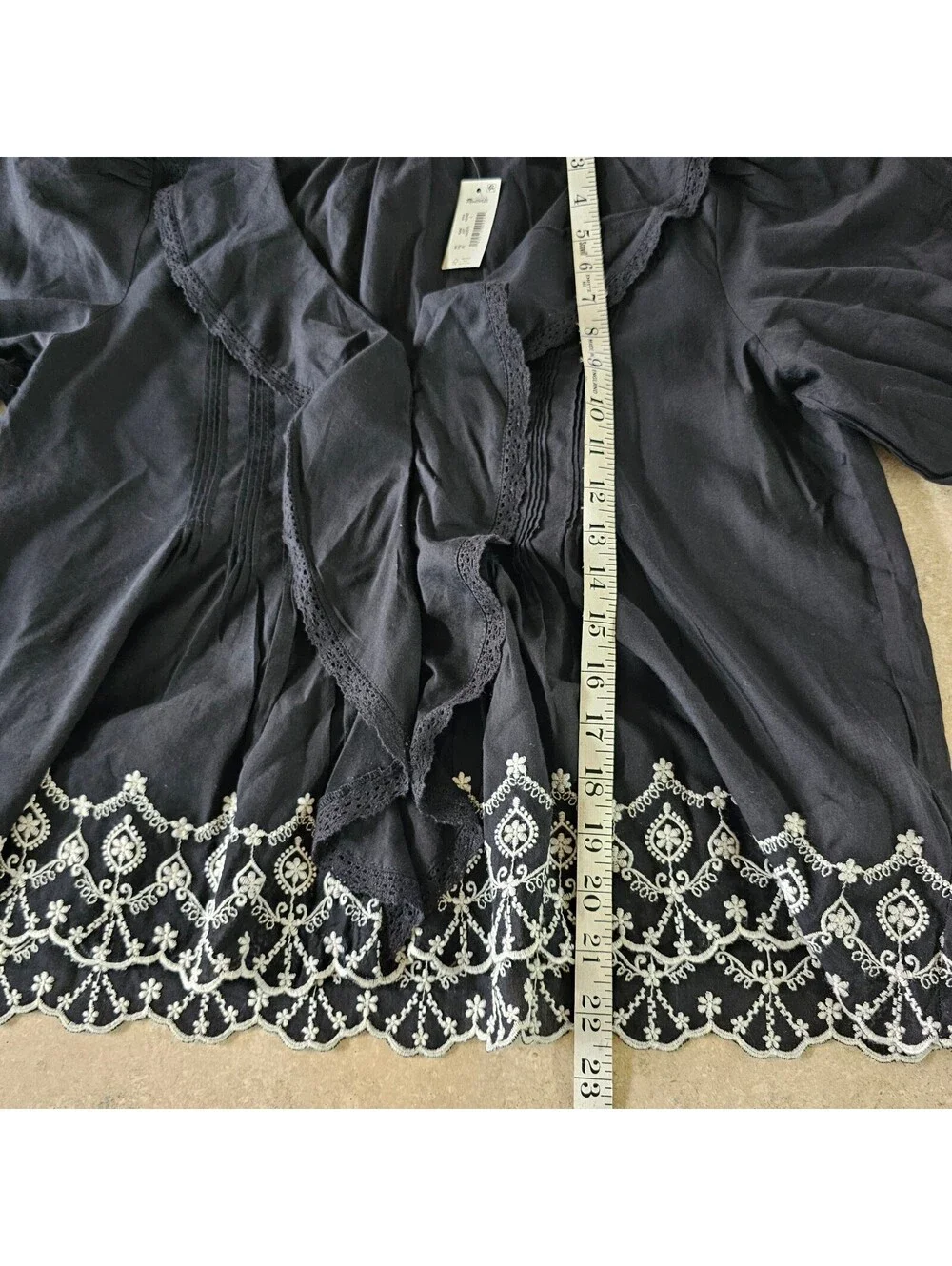 Madewell Ruffled Puff-Sleeve Top in Jet Black with Embroidered Hem sz L NEW
